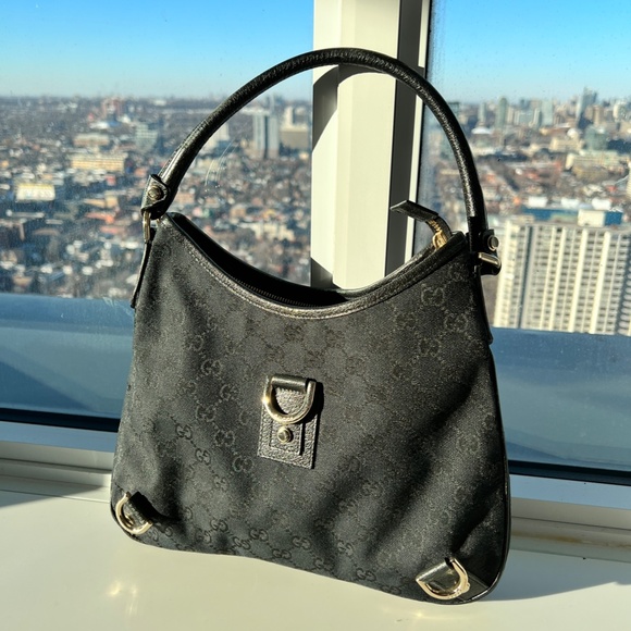 Authentic Gucci Canvas Bag - Picture 7 of 10